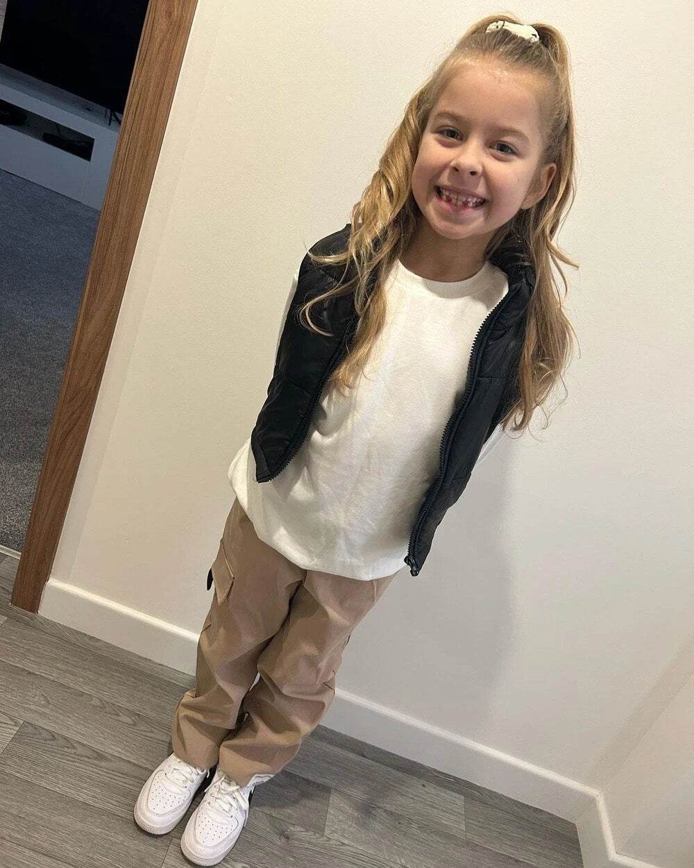Chic Funnel Neck Zip Up Vest Puffer Coat for girls and boys- Casual Style with Sleeveless Comfort - IRRAKIDS
