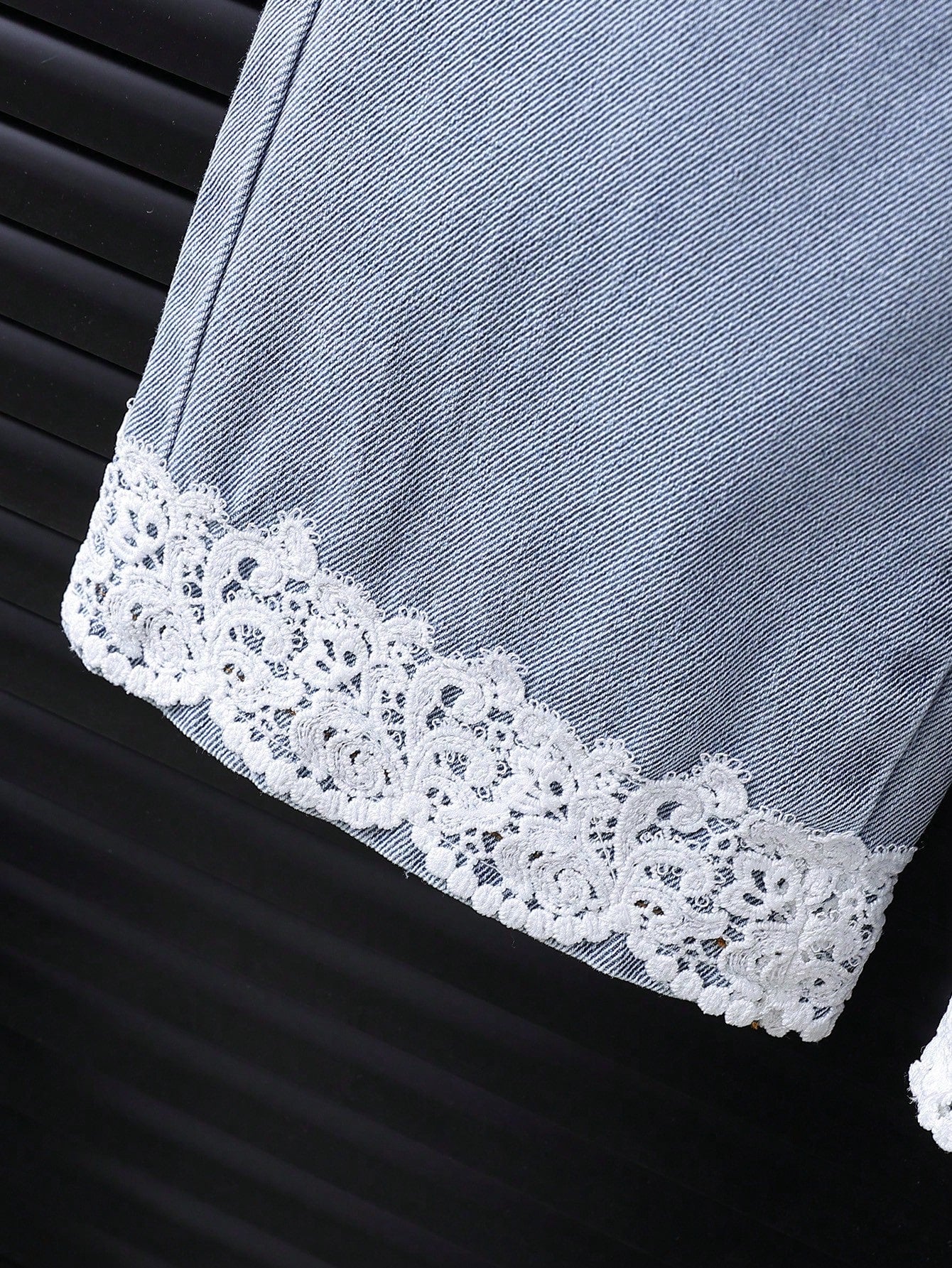 Ensemble 2 pièces d'été pour petite fille : haut à nœud et pantalon large en dentelle