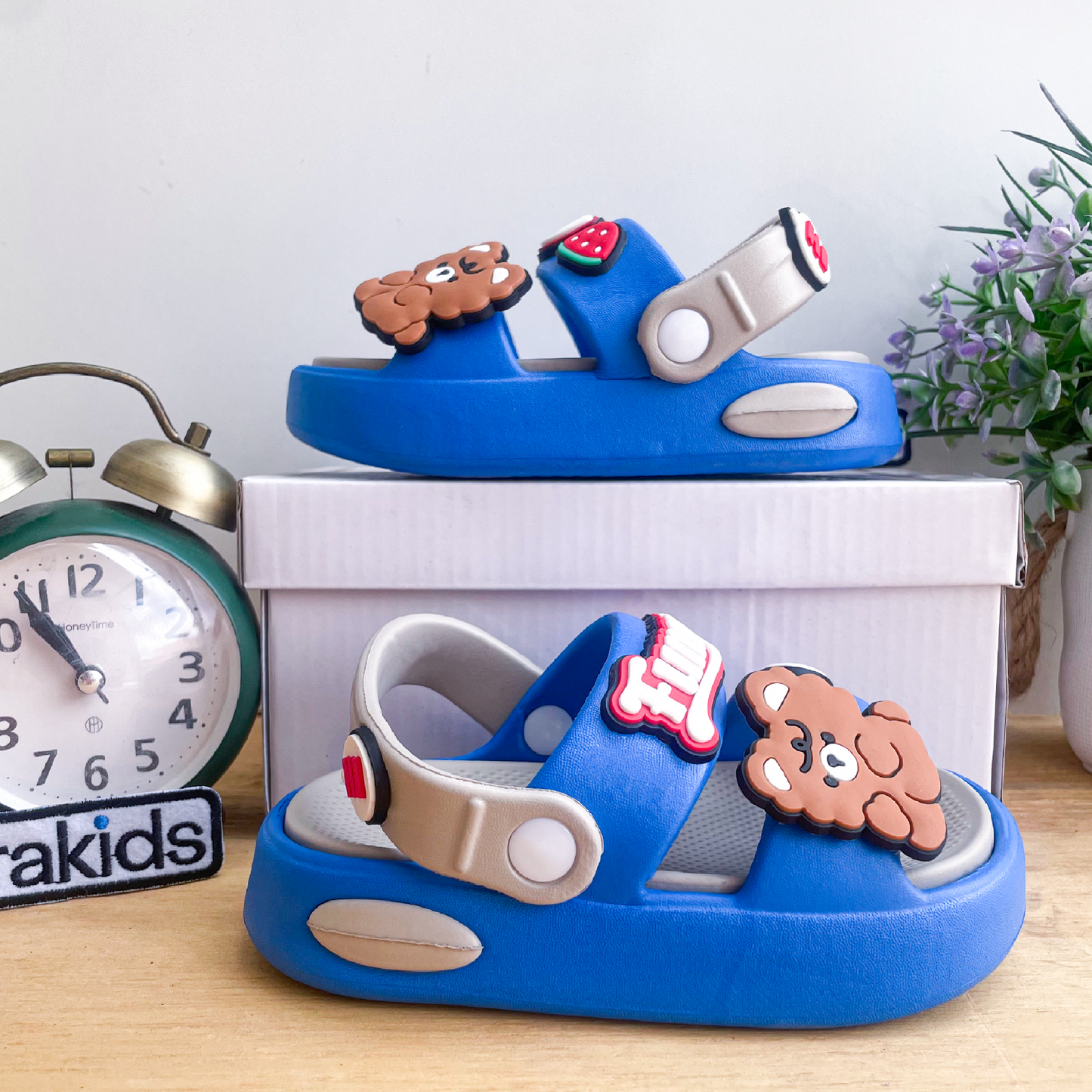 Sandales d'été légères pour enfants – Antidérapantes, colorées et confortables