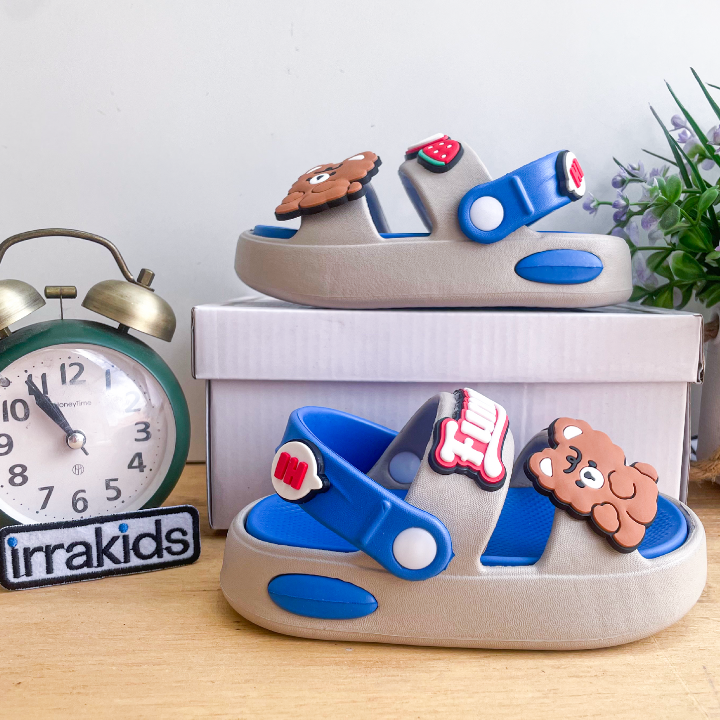 Sandales d'été légères pour enfants – Antidérapantes, colorées et confortables
