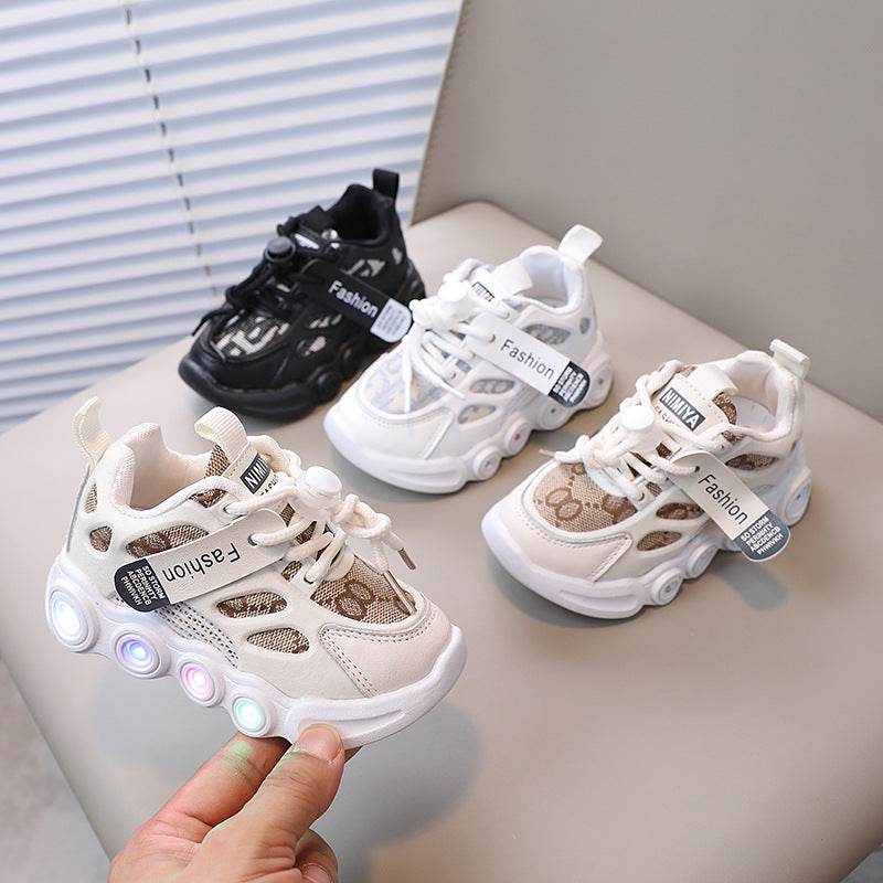 Light up your little one's style with our Unisex LED Sneakers - A Cool and Stylish Addition to Any Outfit! - IRRAKIDS