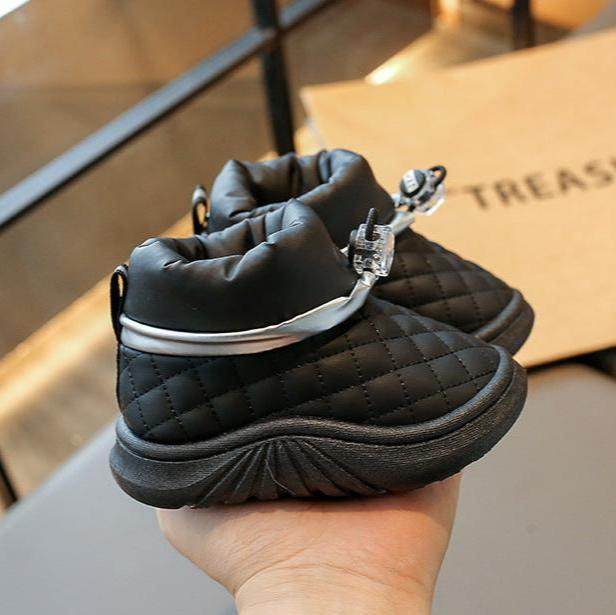 Treaso 2024 Autumn/Winter Children's Snow Boots: Warm, Plush, and Non-Slip for Indoor and Outdoor Play - IRRAKIDS