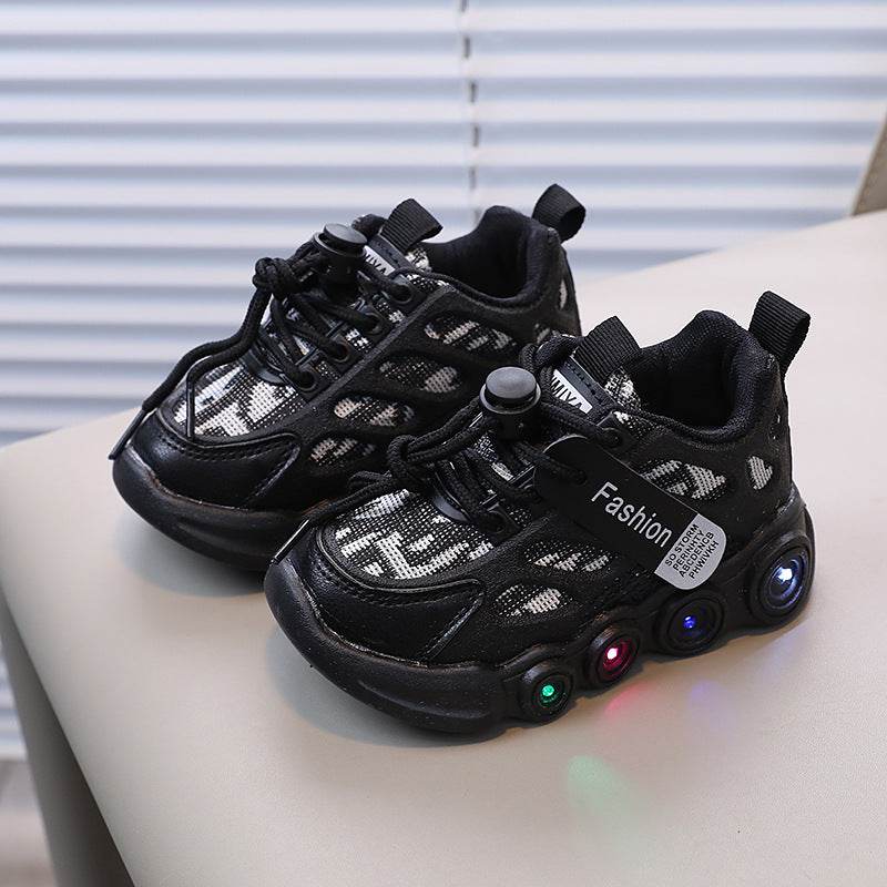 Light up your little one's style with our Unisex LED Sneakers - A Cool and Stylish Addition to Any Outfit! - IRRAKIDS