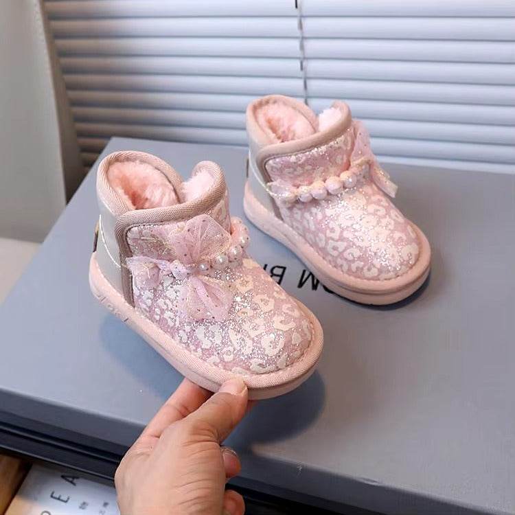 Elegant girls shoes with shiny pearl bow - IRRAKIDS
