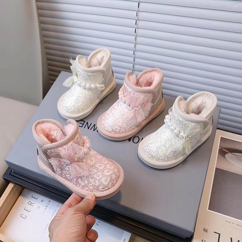Elegant girls shoes with shiny pearl bow - IRRAKIDS
