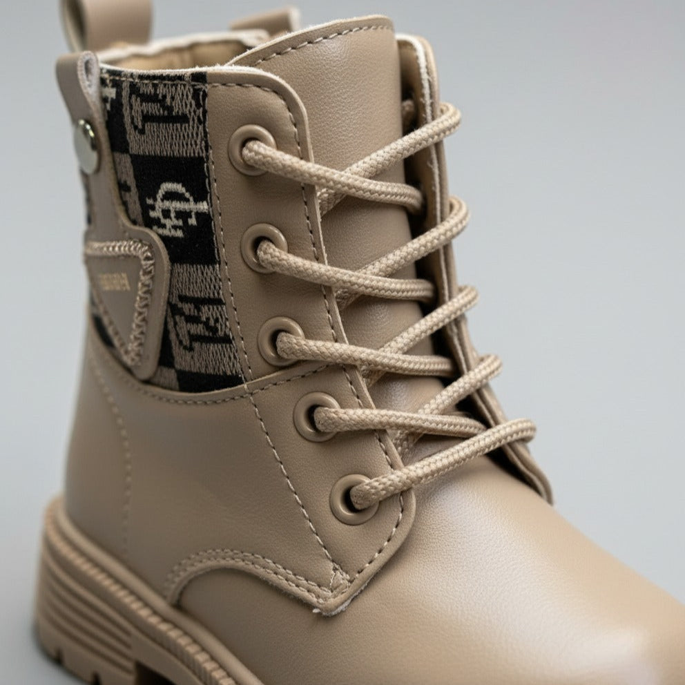 Boys’ lace-up ankle combat boots with chunky sole — Product image: