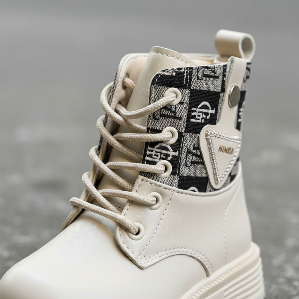 Boys’ lace-up ankle combat boots with chunky sole — Product image: