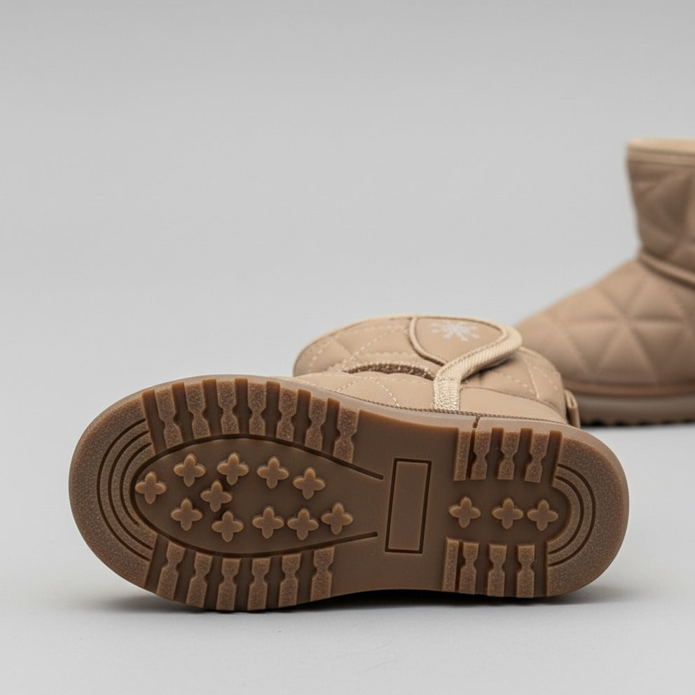 Quilted Winter Boots — Product image: