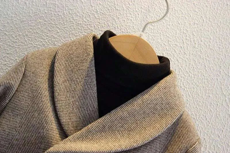 Ensemble trois pièces confortable en laine pour tout-petit, manteau, pull et pantalon