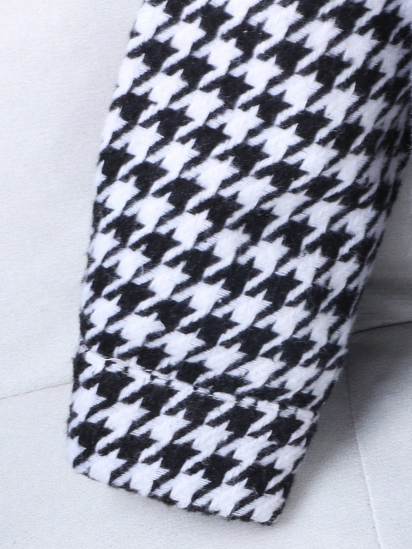 طقم ملابس  أولاد من بلايفول بالز - جاكيت أنيق بنقشة مربعات هاوندستوث + بنطال أسود متناسق، طقم أنيق وعصري لفصلي الربيع والخريف