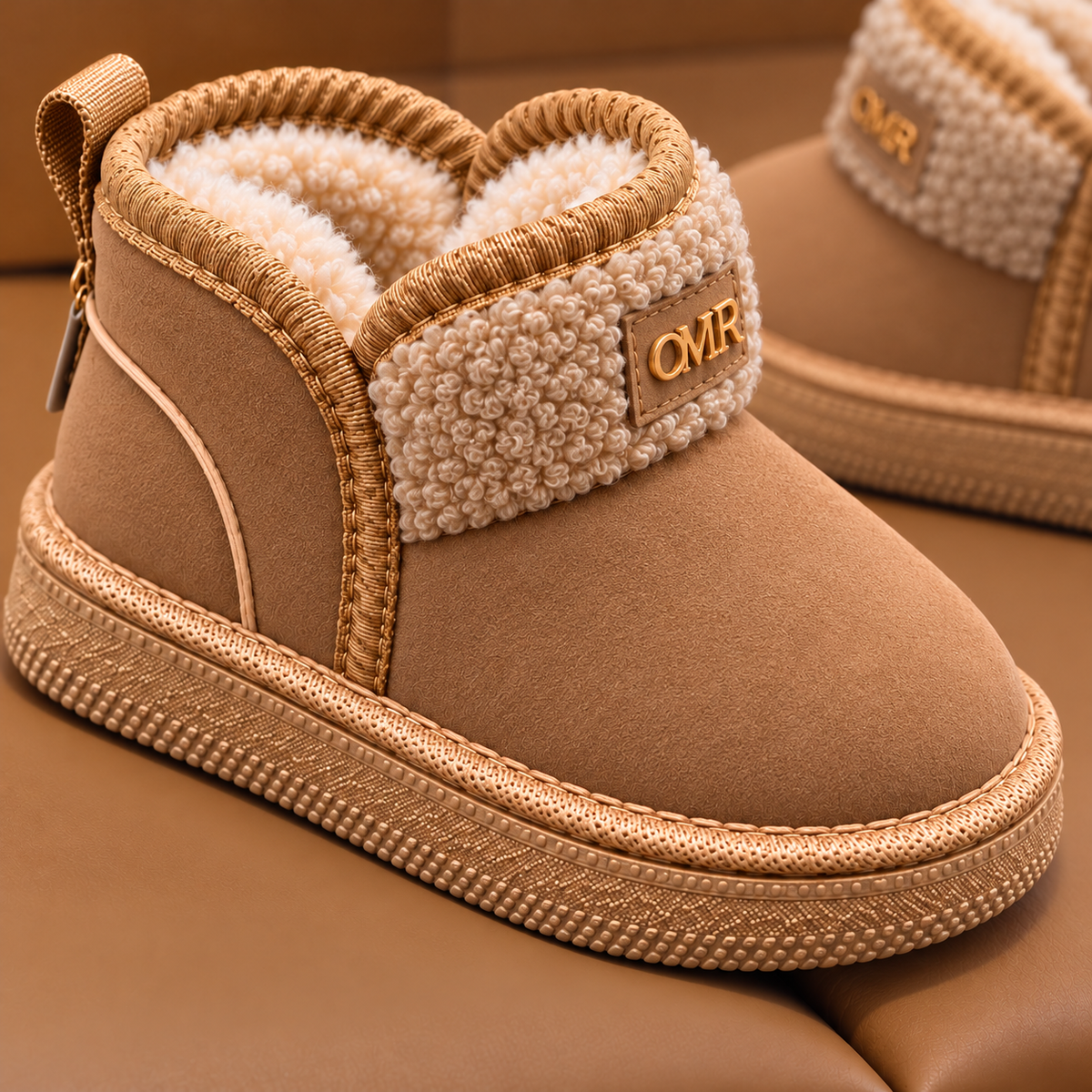 Bottines d'hiver pour enfants, doublées de polaire, fini aspect daim, revers texturé façon mouton et style classique pour tous les jours