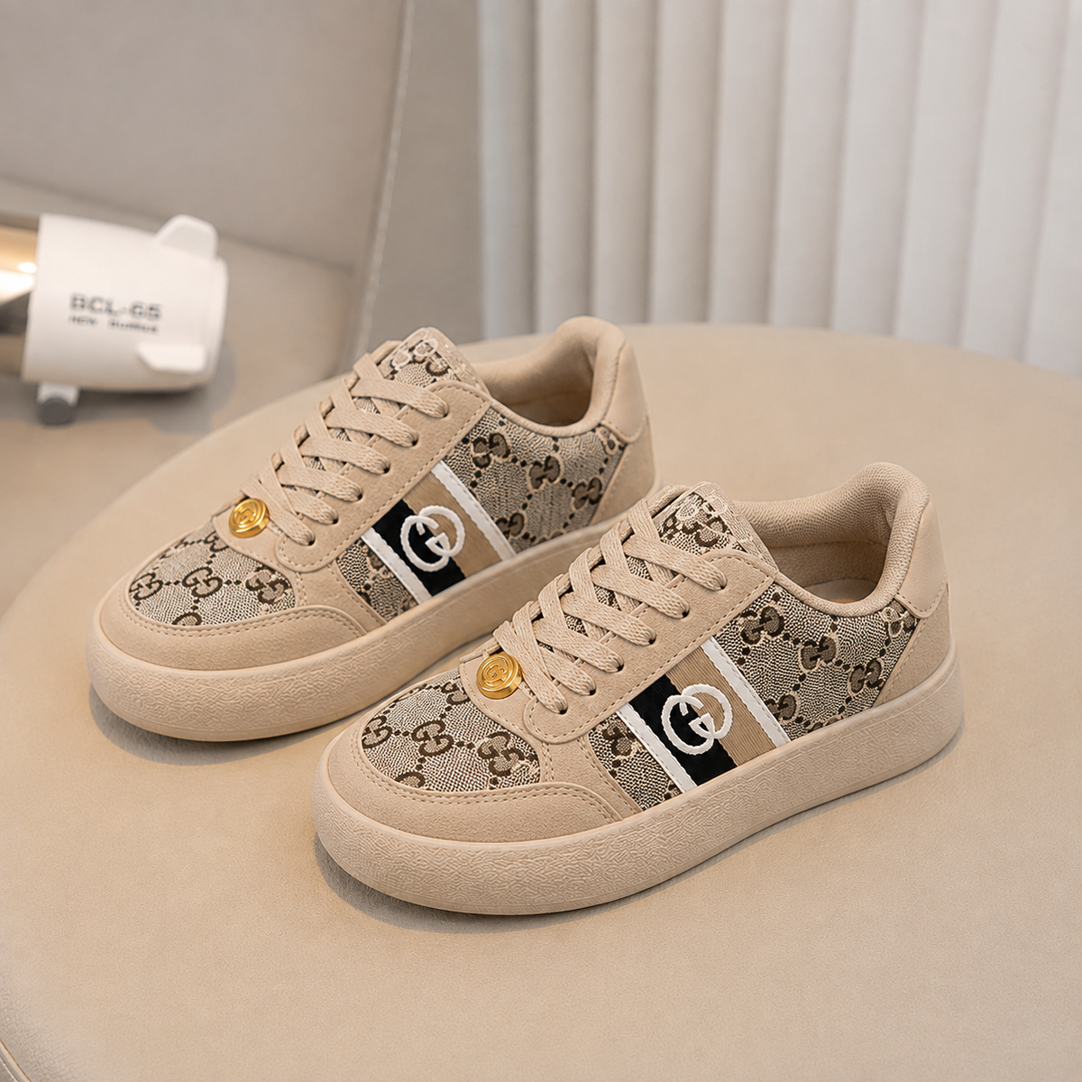 Premium Casual Sneakers – Stylish, Comfortable & Easy to Wear