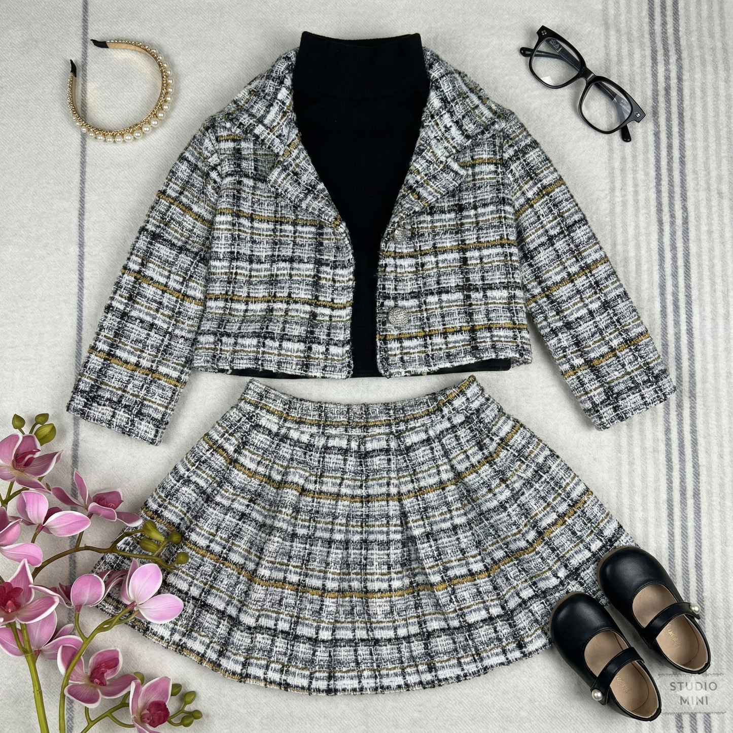 Classic Plaid Charm 3-Piece Outfit Set