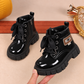 Bottines à lacets vernies pour enfant avec semelles crantées épaisses – Des chaussures élégantes pour le quotidien en noir, beige et crème