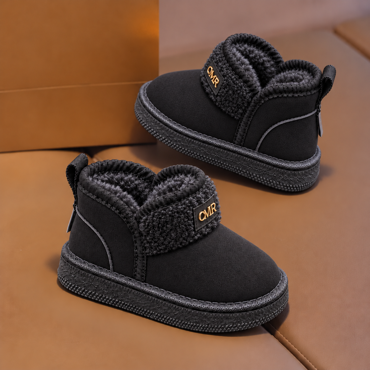 Bottines d'hiver pour enfants, doublées de polaire, fini aspect daim, revers texturé façon mouton et style classique pour tous les jours