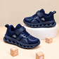 Baskets de sport pour enfants en maille avec empiècements élégants et semelle épaisse ajourée, style décontracté pour le quotidien, disponibles en noir, gris et bleu marine