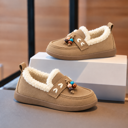 Kids’ Cozy Fleece-Lined Loafers with Colourful Bead Details – A Charming Style for Cooler Days