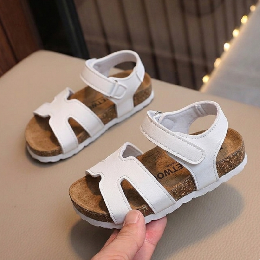 Sandales confort enfant – Légèreté et style estival ajustable