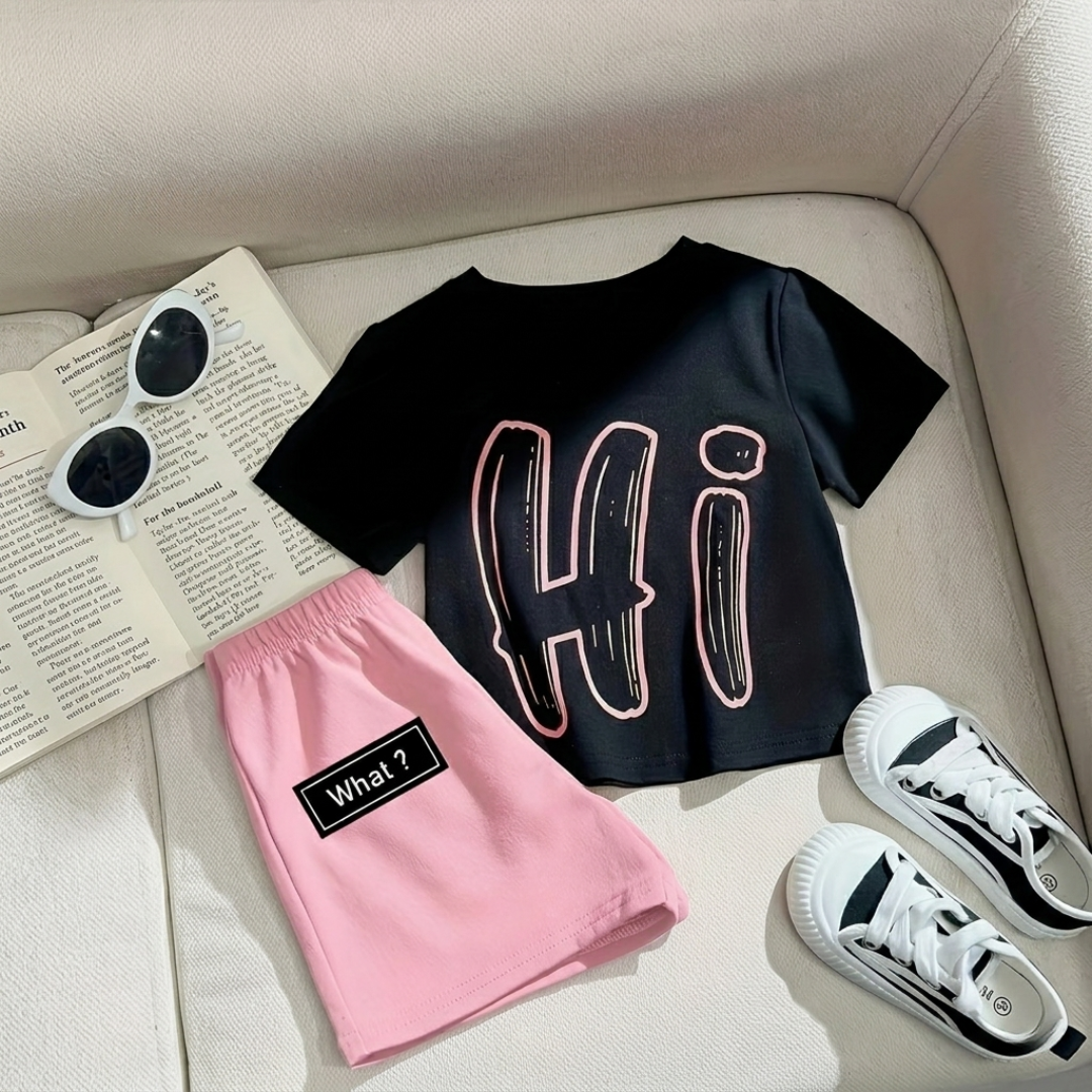 Ensemble d'été tendance pour enfants – T-shirt graphique « Hi » et short