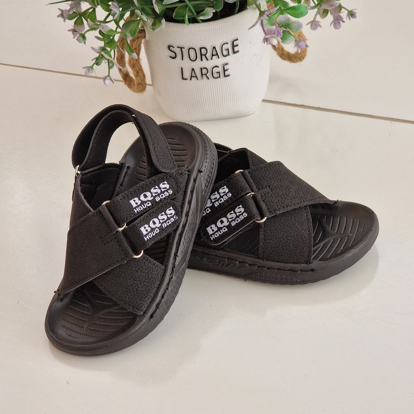 Stylish children's sandals with a modern and distinctive design - comfort and elegance in every step