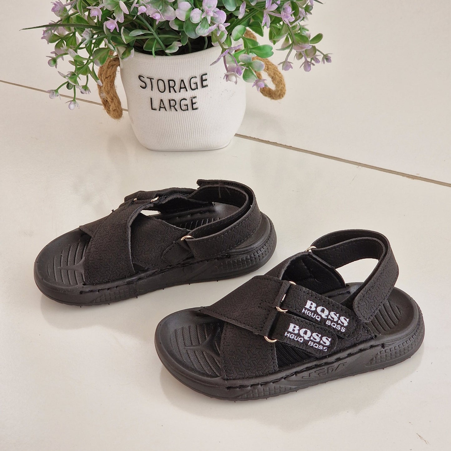 Stylish children's sandals with a modern and distinctive design - comfort and elegance in every step