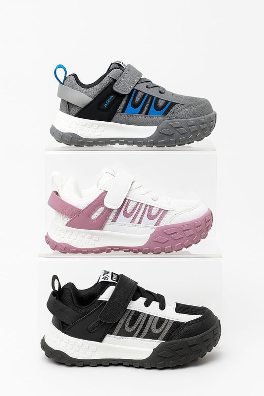 Step Up in Style – Durable & Trendy Sneakers for Kids!