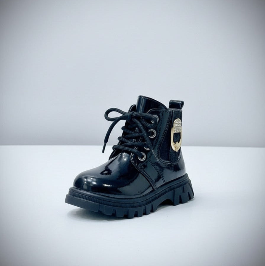 Girls' glossy lace-up ankle boots with chunky lug sole — Product image: 