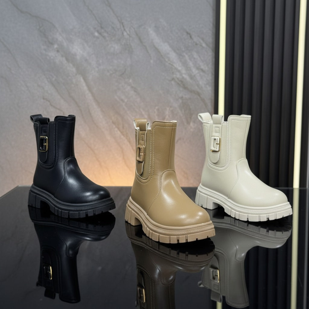 Girls' chunky lug-sole ankle boots — Product image: 