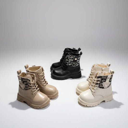 Boys’ lace-up ankle combat boots with chunky sole — Product image: 
