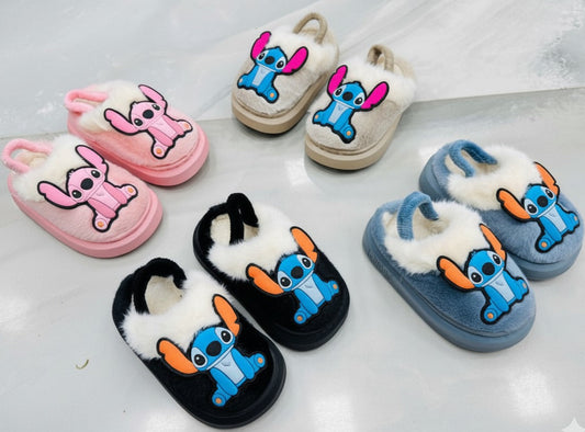Kids plush cartoon fleece-lined slippers with heel strap — Product image: 