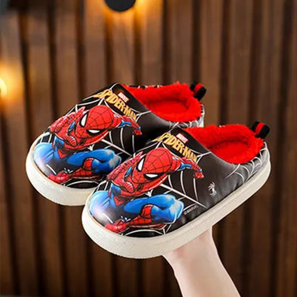 Chaussons imperméables Spider Superhero pour enfants, confortables et chauds : un style tendance pour les petits héros !" 